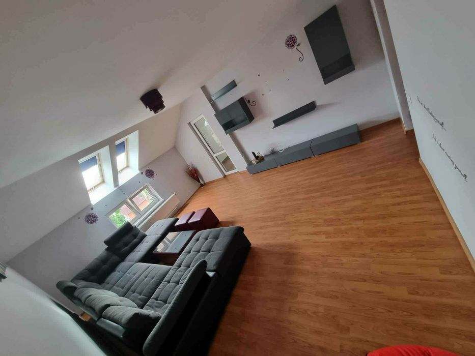 Apartament de inchiriat
