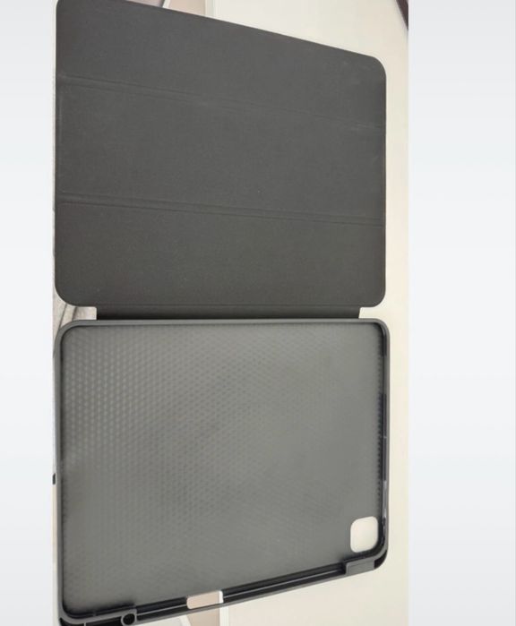 Husa flip tableta Apple iPad 13” de protectie