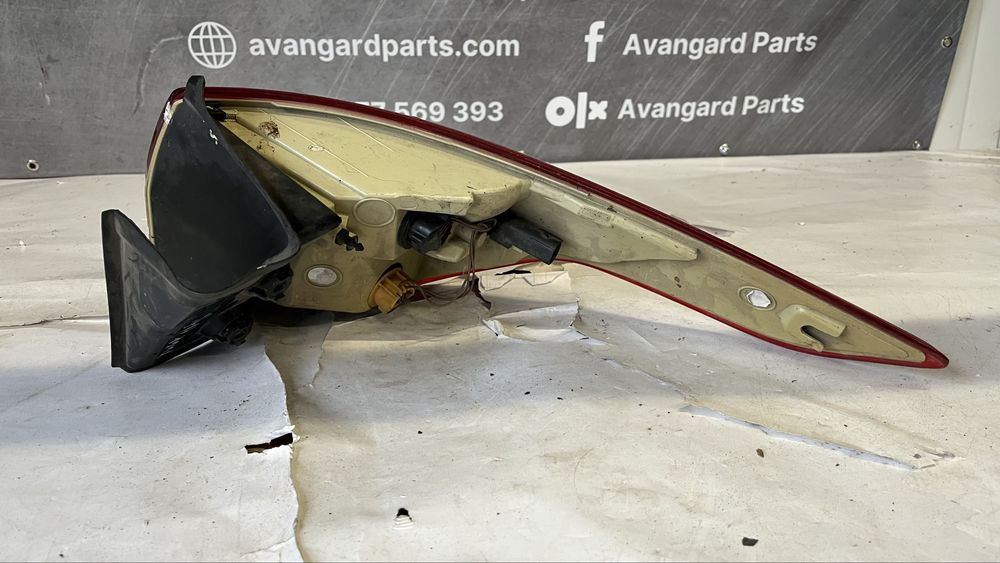 2 броя ляв стоп Ford Kuga 2 (2012-2019)