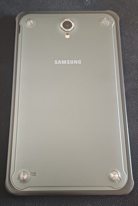 Продам Планшет SM-T365