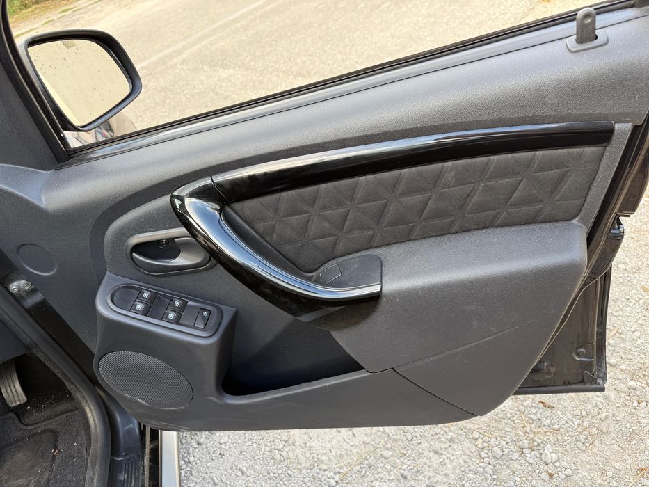 Vand scaune si banchete Dacia Duster 2010/2017