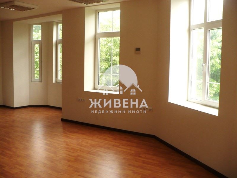 Офис в Варна-Операта площ 336 цена 2688