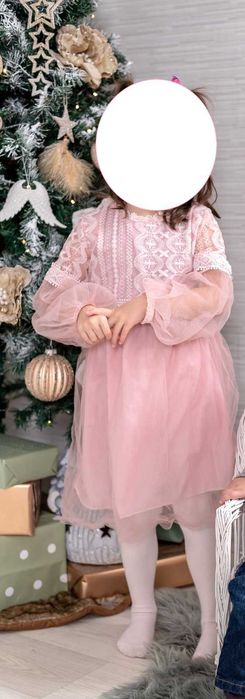 Rochite fetite 4-6-7 ani 110-122 cm rosu, roz si alb.