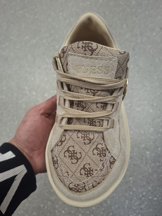 Adidasi Guess calitate premium