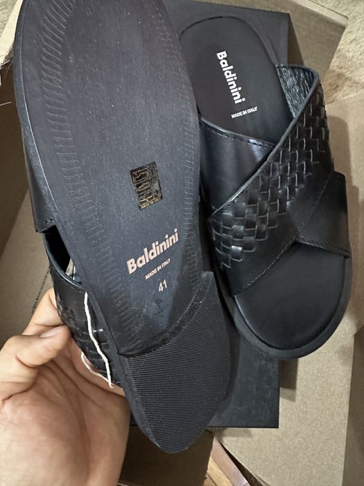 Baldinini кожаные сандалии Италия