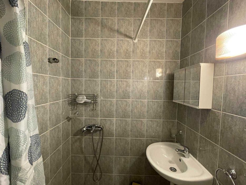 Продава се Двустаен апартамент в Варна, Левски - 65 кв.м за 6 €/кв.м - Снимка #9