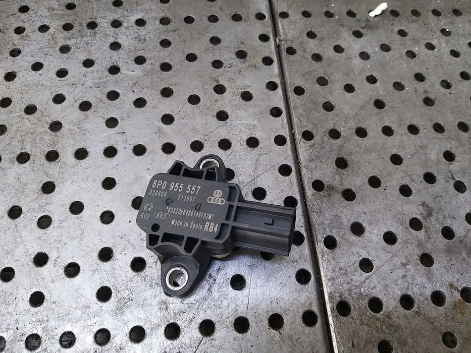 Senzor impact audi a4 b7 8e 8p0955557