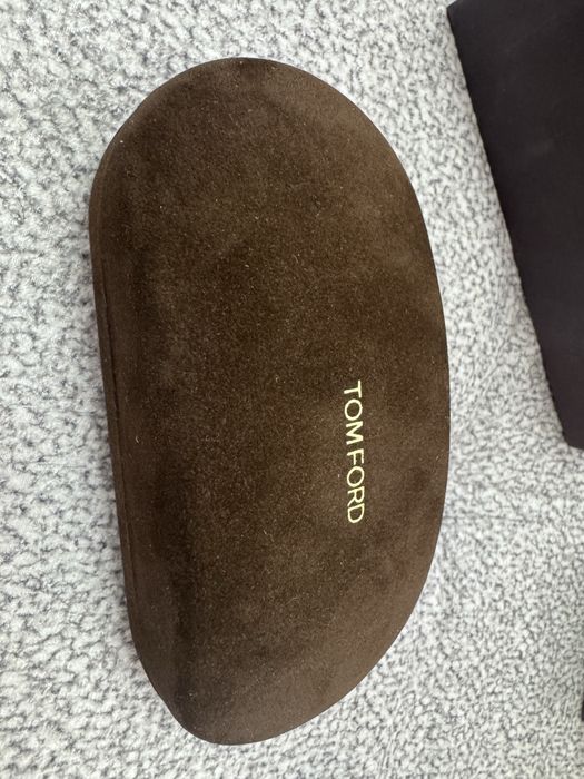 Очки Tom Ford Crosby TF910 — обмен на Iphone 17