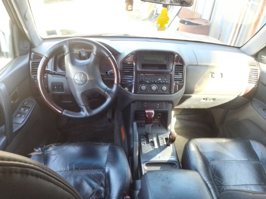 De vanzare pajero