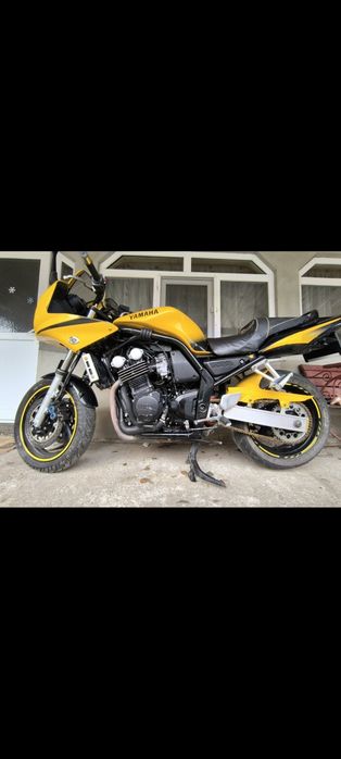 Yamaha fzs 600 fazer ,limitat A2