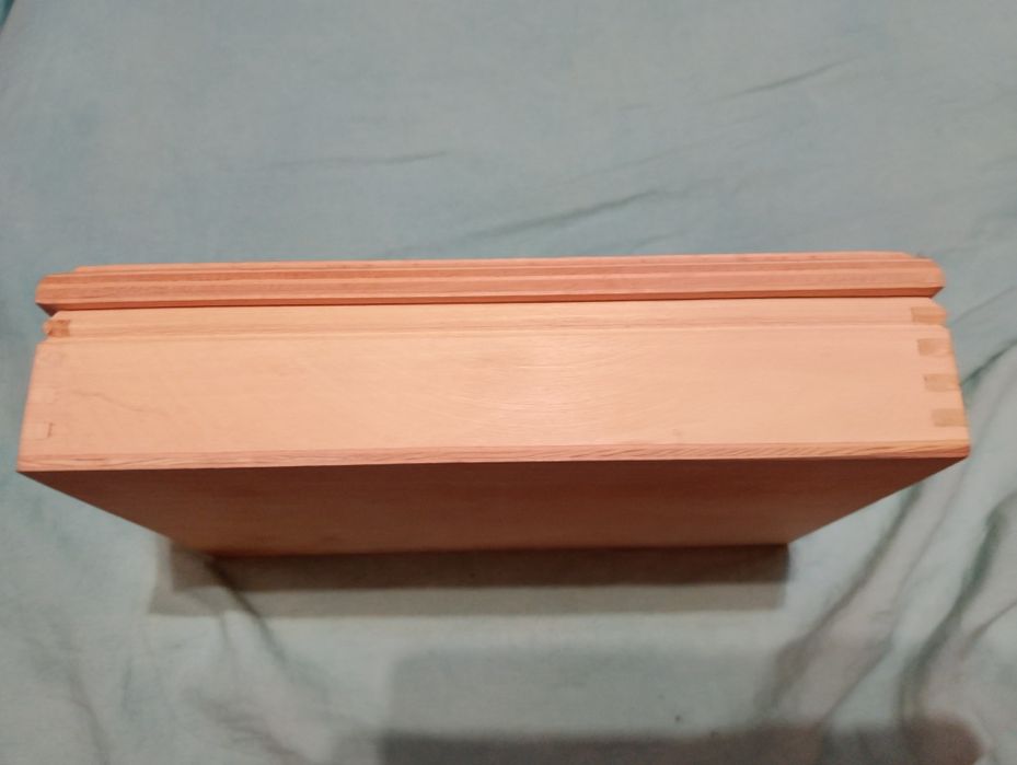 Нова дървена кутия/табакера/  за 40 бр.цигари
