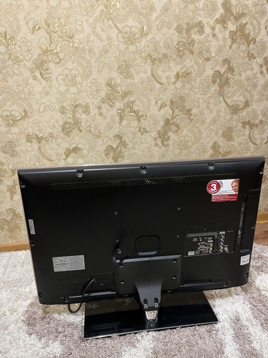 Телевизор LG CINEMA серии LW4500, диагональ 32''