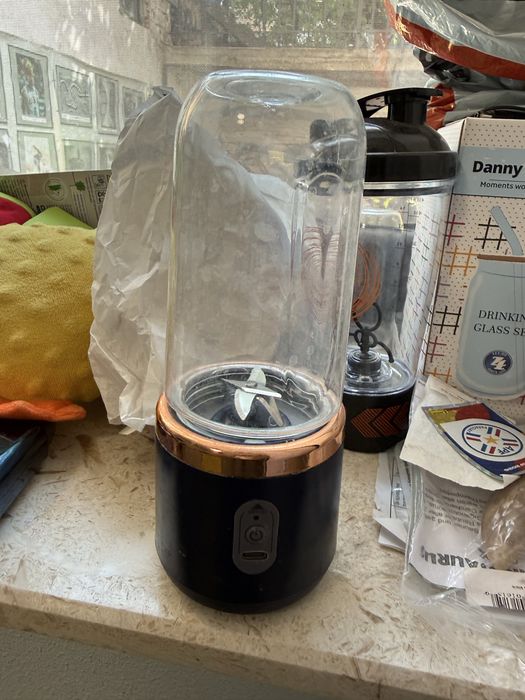 Mini blender