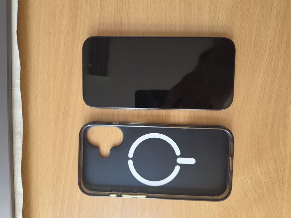 Iphone 17 negru