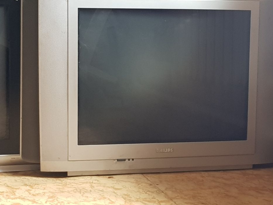 Телевизор  паносоник и филипс