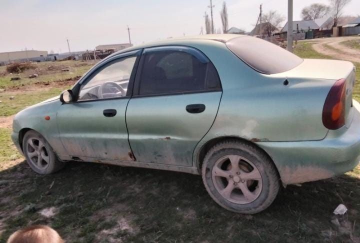 запчасқа машина сатылады