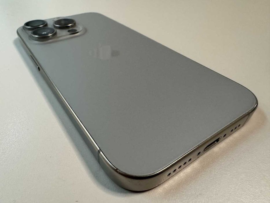  Apple / iPhone 15 Pro 1 Tb / Natural Titanium