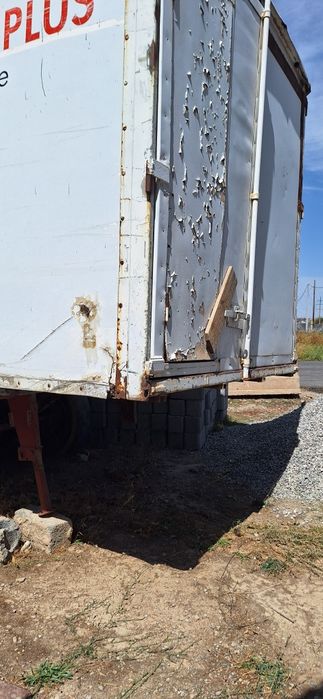 Фургон, прицеп, большой