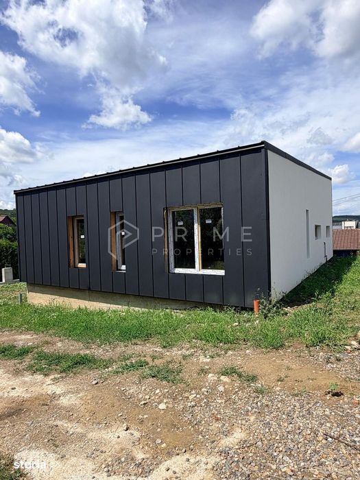 Casă modernă pe un singur nivel | Corunca – Str. Răsăritului