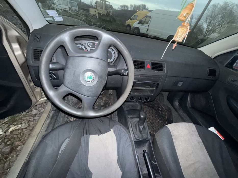 Шкода Фабия 1.2 64 кс 2006г  на части