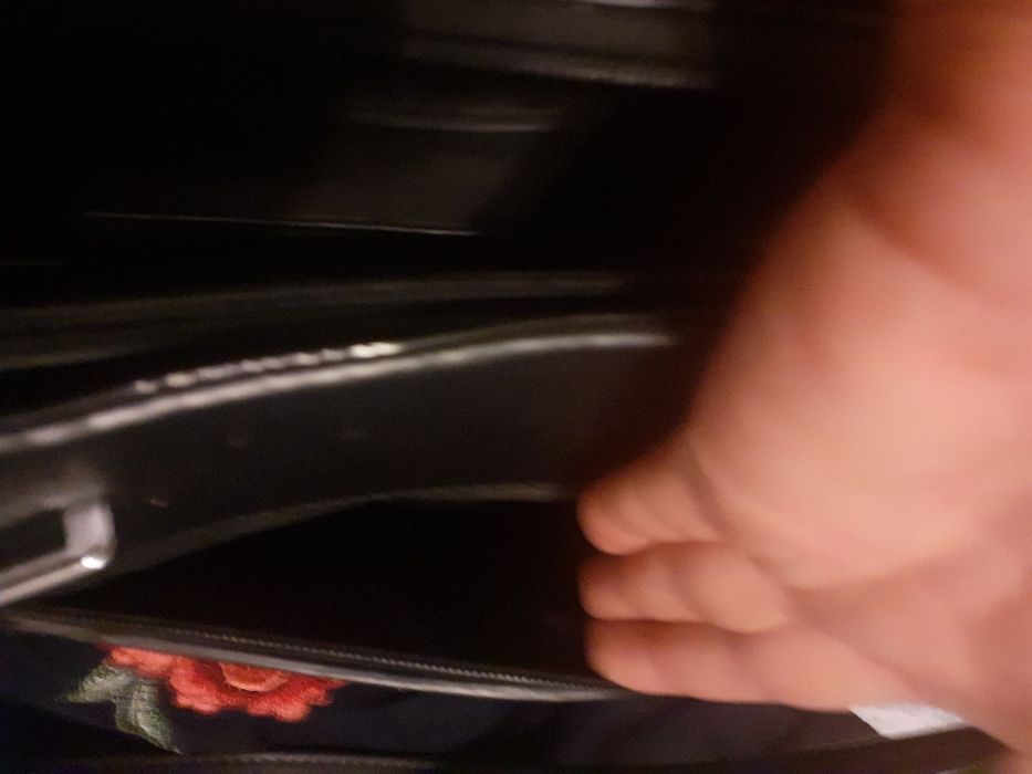 Черна дамска чанта нова