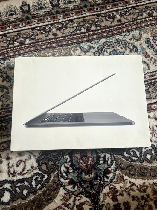 MacBook Pro 15, 2019, 16/256