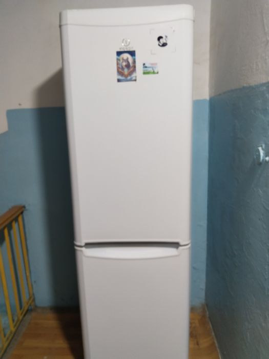 Продам: Холодильник