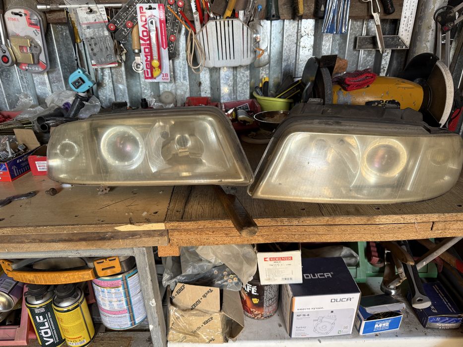 Продам рест Фары на Ауди А4 Б5