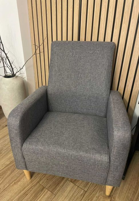 Fotoliu gri din material textil, stare foarte buna,  JYSK!