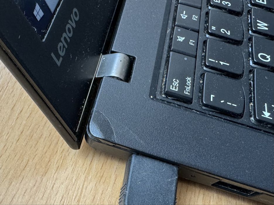 Lenovo T470 i5-7300U 2.6GHz/ Ram=8GB