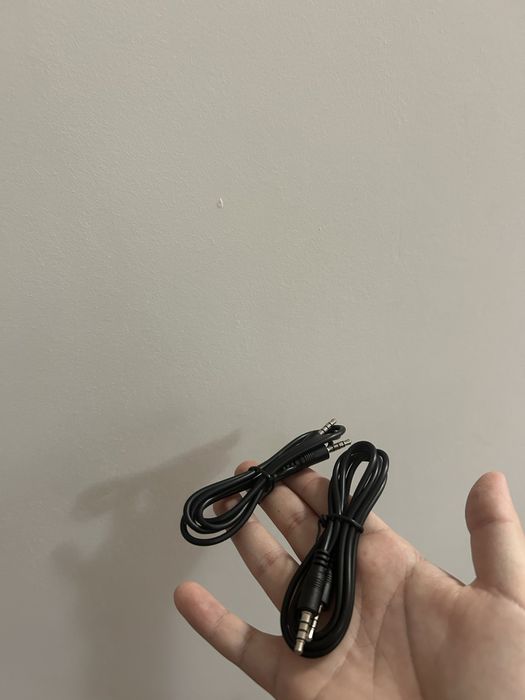 Цял комплект микрофон + стойка, пулт, филтър и кабели