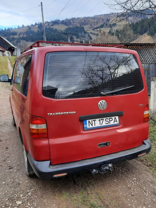 Volkswagen Transporter T5 1.9 TDI