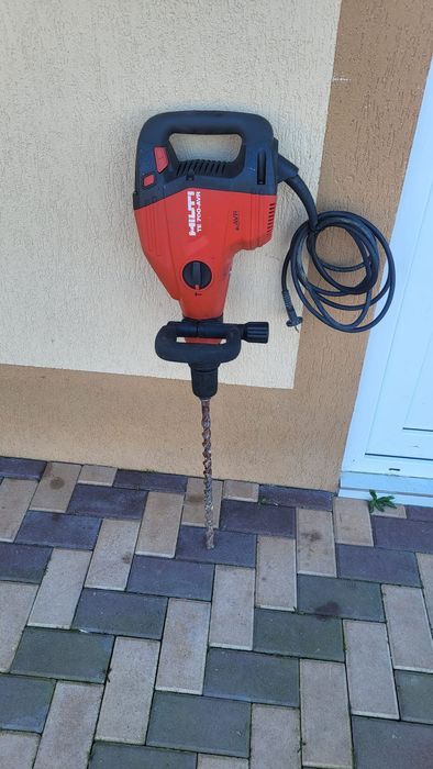 Demolator profesional Hilti TE 700 AVR