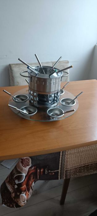 Комплект за приготвяне на Фондю