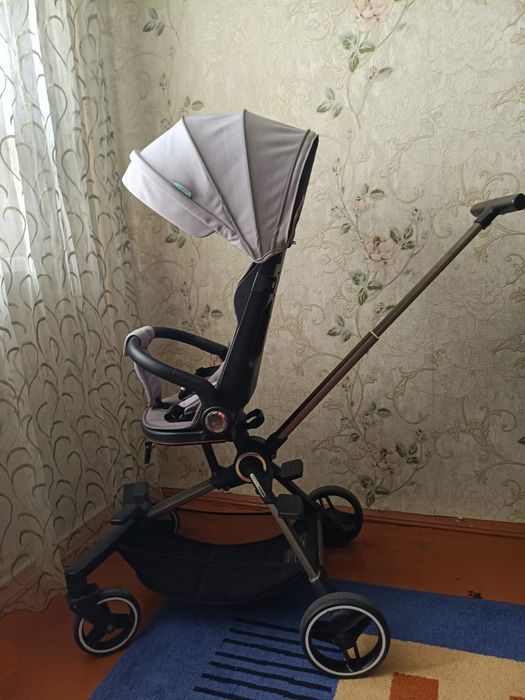 Детская коляска.
