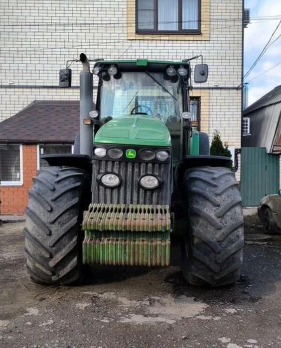 Трактор John Deere 8430