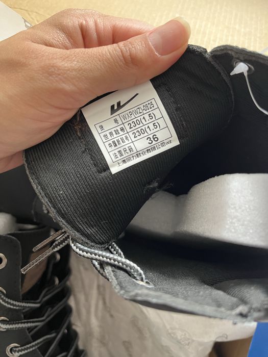 Осень весна  ботинки 35- 36 размер