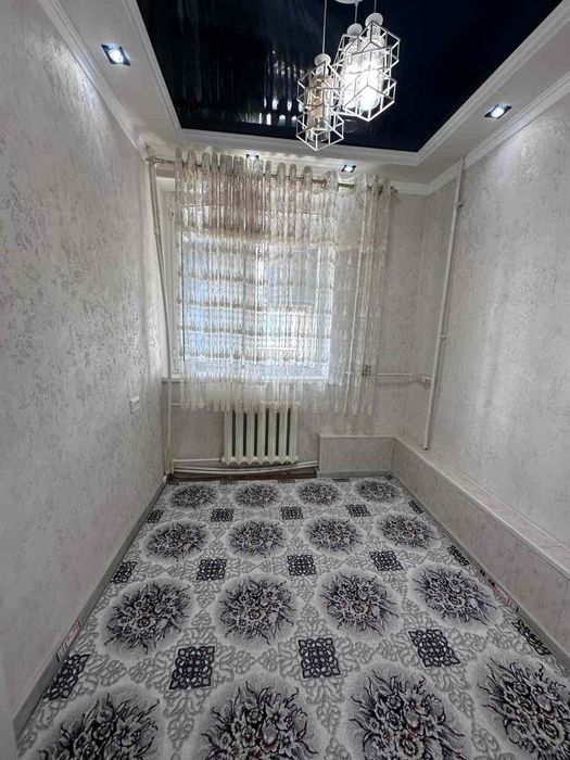 Гулбозор йонида 1хонли уй, ремонт утра. Факат нахтга.