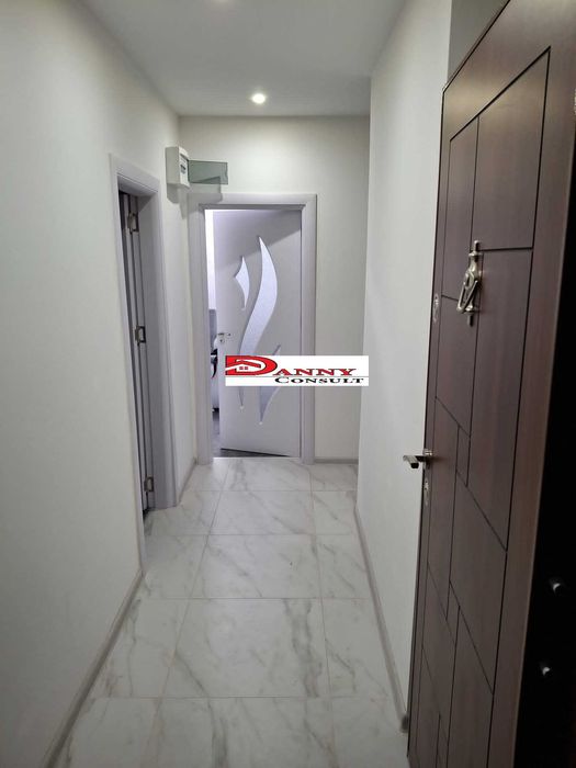 Тристаен, ремонтиран апартамент за продажба - гр. Павликени