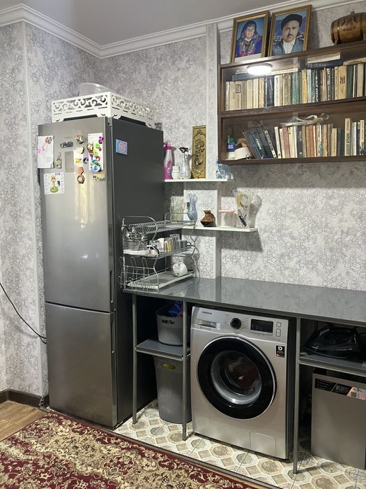 Продается 3/3/5 Сергели-4 балкон 2*6 хороший ремонт