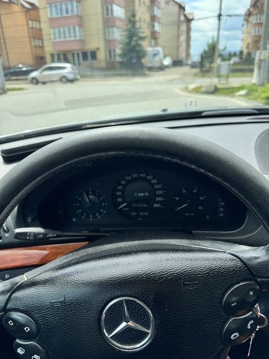 Mercedes E-class 2007 w211