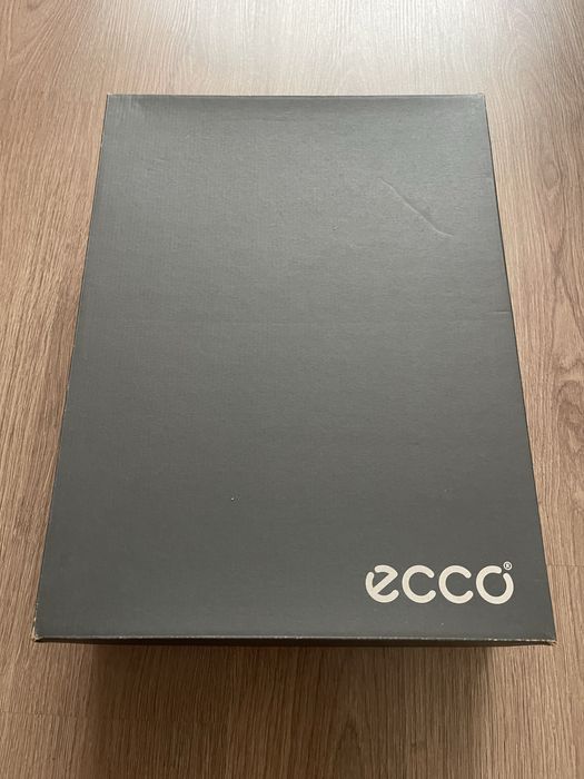 Зимни апрески Ecco