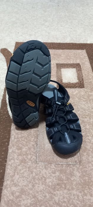Sandale barbati Keen