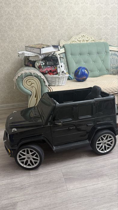 Детская машина гелик