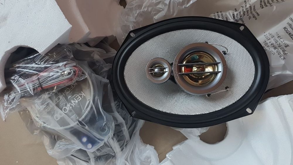 Pioneer 725 Kenwood 718