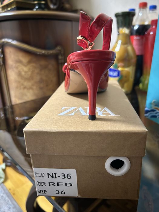 Босоножки Zara 36 размера