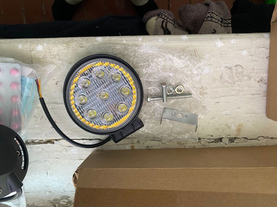 Продам противотуманки