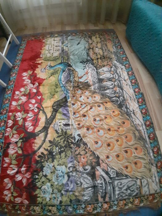 carpeta turcia cu paunul ca rapirea din serai