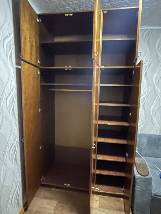 Продам шкаф вместительный