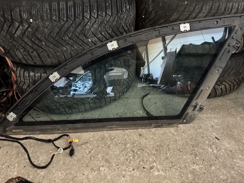 Заден прозорец ляв и десен за Mercedes Е класа W211 комби S211